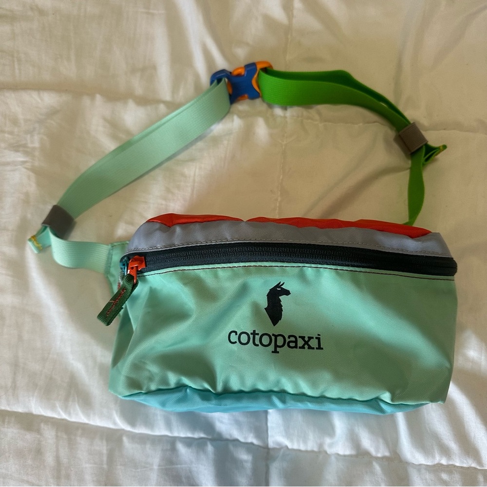 NWOT Cotopaxi Fanny Pack